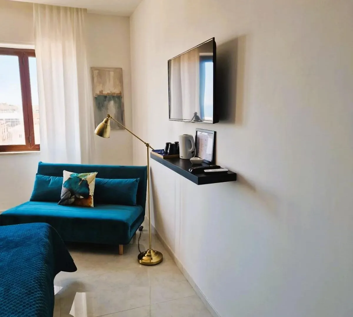 Hotel Art Flat Municipio Napoli 0*,