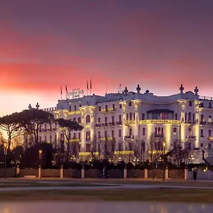 ***** Hotel Grand Italy