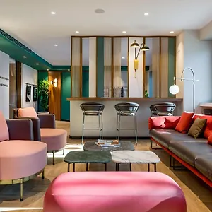 *** Hotel Canada Italy